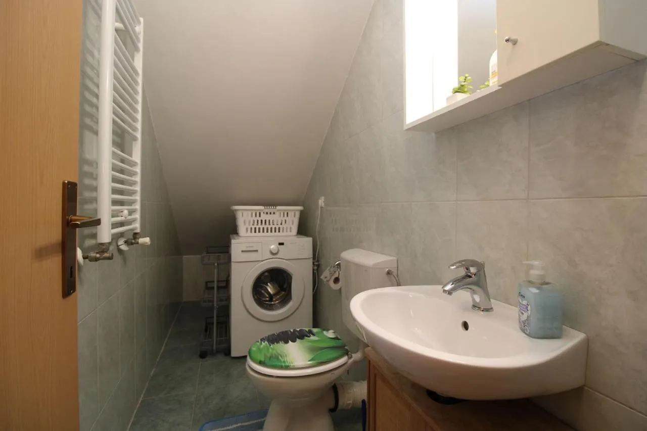 Vila Family Friendly House With A Swimming Pool Liznjan, Medulin - 20798