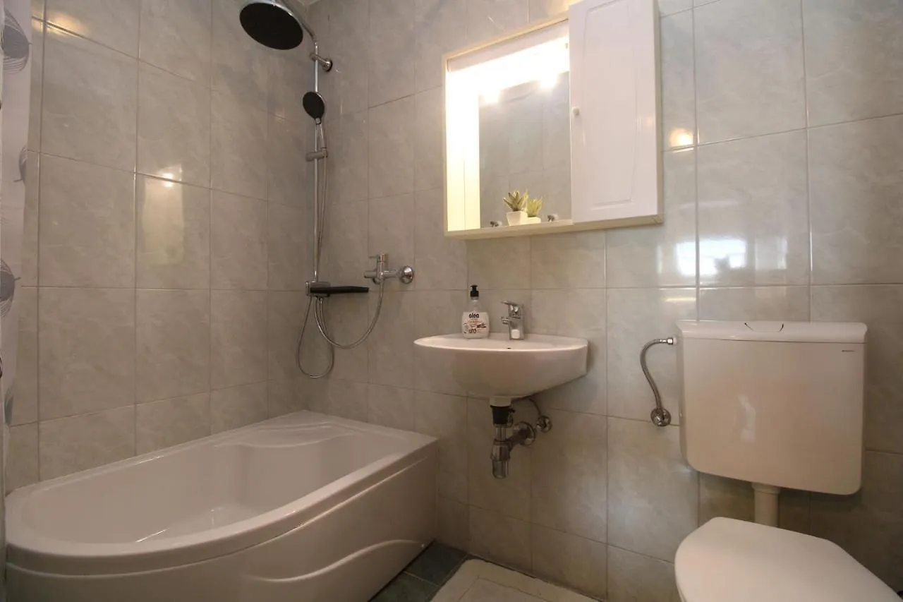 Family Friendly House With A Swimming Pool Liznjan, Medulin - 20798 Villa Croatia