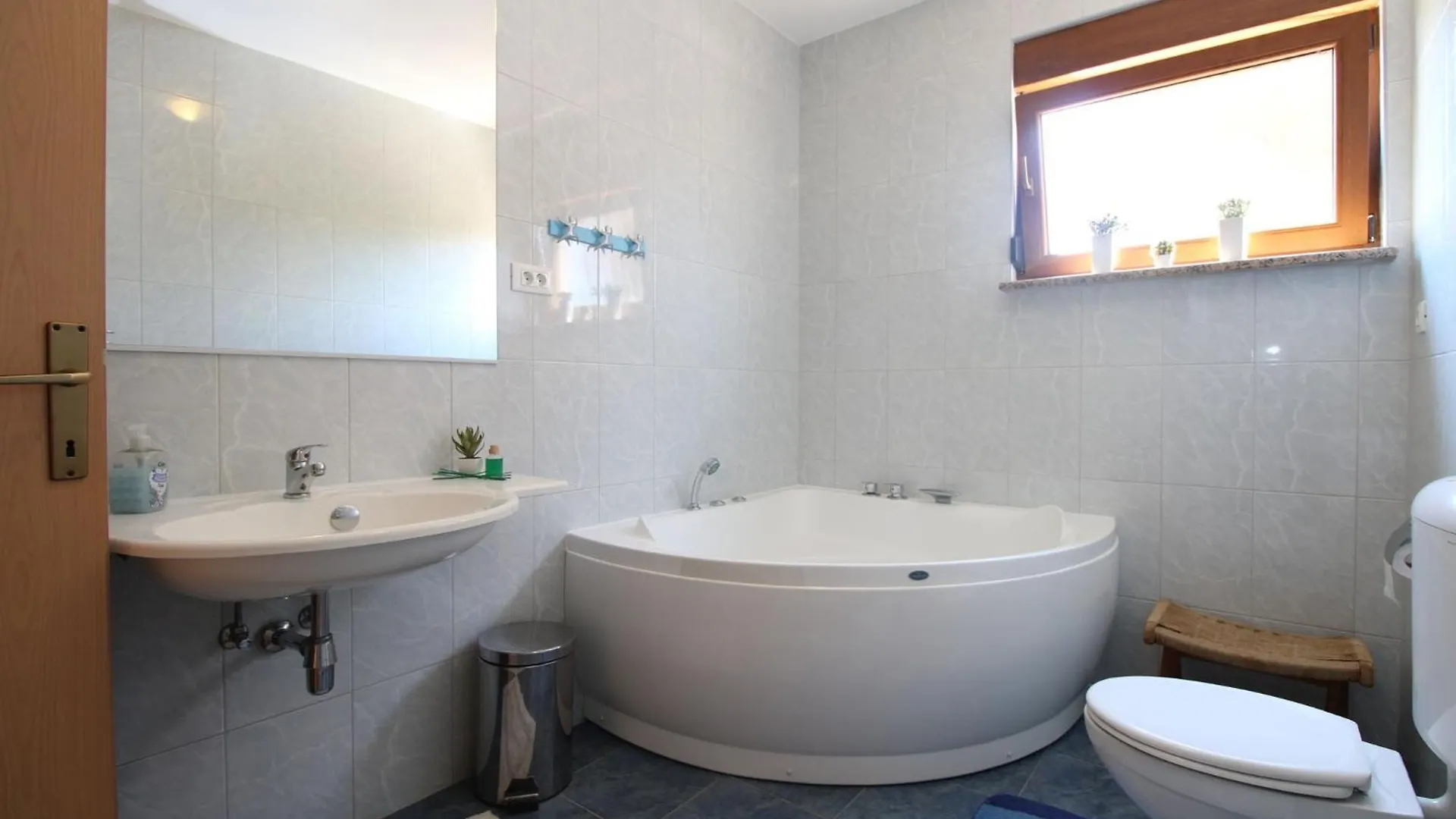 Holiday home Family Friendly House With A Swimming Pool Liznjan, Medulin - 20798 Villa